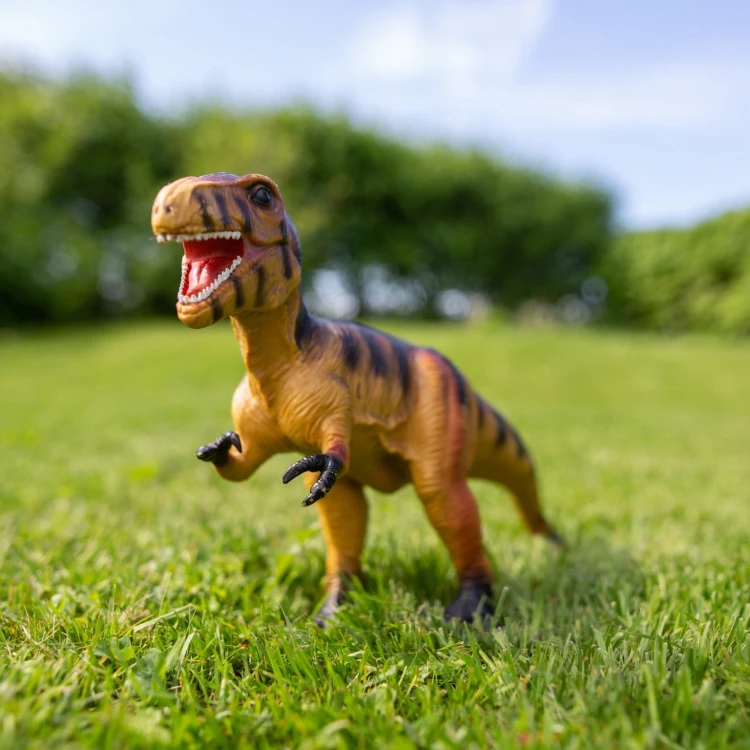 DINOZAUR ROSNĄCY W JAJKU MAŁY