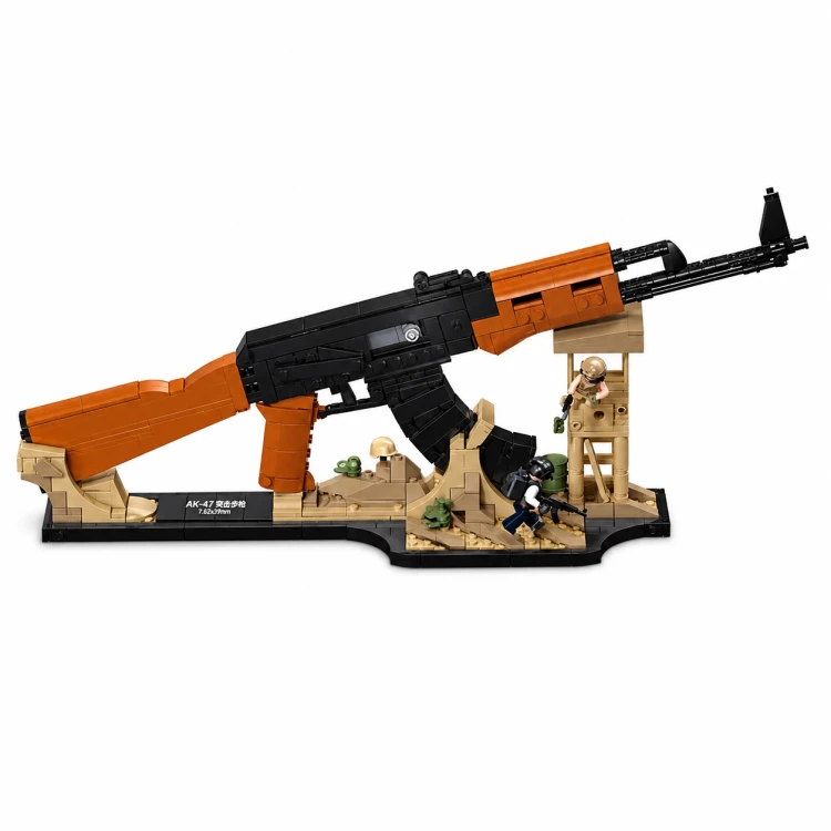 Klocki Sluban AK-47 karabin model 1:2 645 el z figurkami 43 cm na prezent